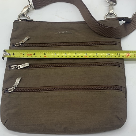 Baggallini Brown Crossbody Nylon 3 Front Pocket Bag for Travel everyday MCB3796I - Picture 6 of 15